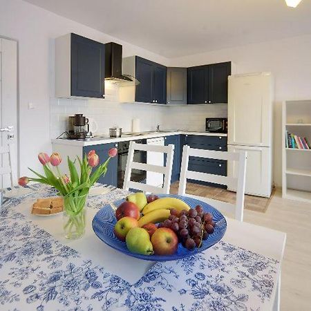 Trevilles Apartamenty - Granatowy ชกลาร์สกา ปอเรมบา ภายนอก รูปภาพ